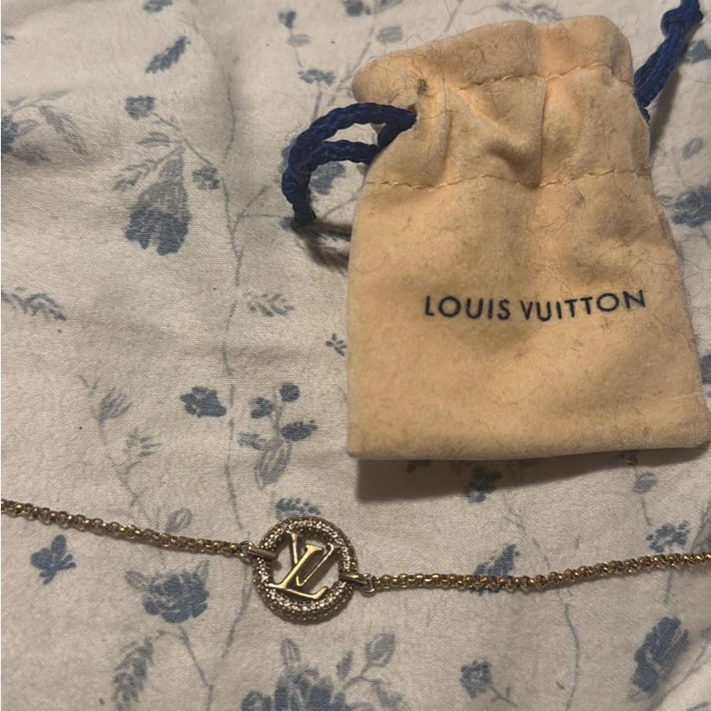 Louis Vuitton Gold and crystal bracelt - Picture 2 of 5